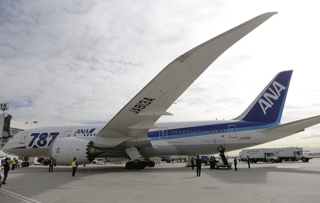 The All Nippon Airways Dreamliner 787 sits on the tarmac at Mineta San Jose International Airport before its inaugural San Jose to Tokyo flight in San Jose, California, January 11, 2013. 