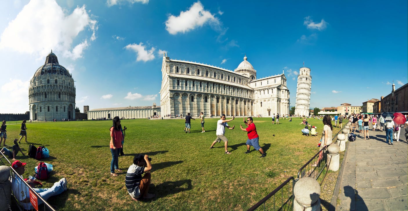 Travel startup pitches and Leaning Tower of Pisa photos have a lot in common...
