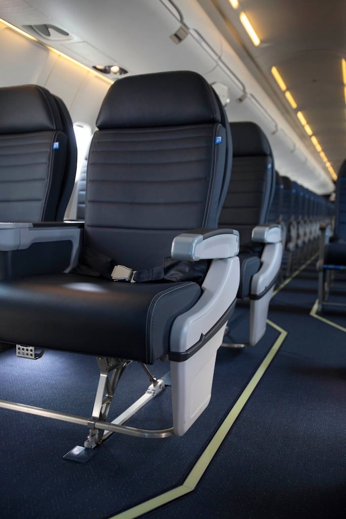 CRJ700+First+Class-High+Res - Skift – Skift