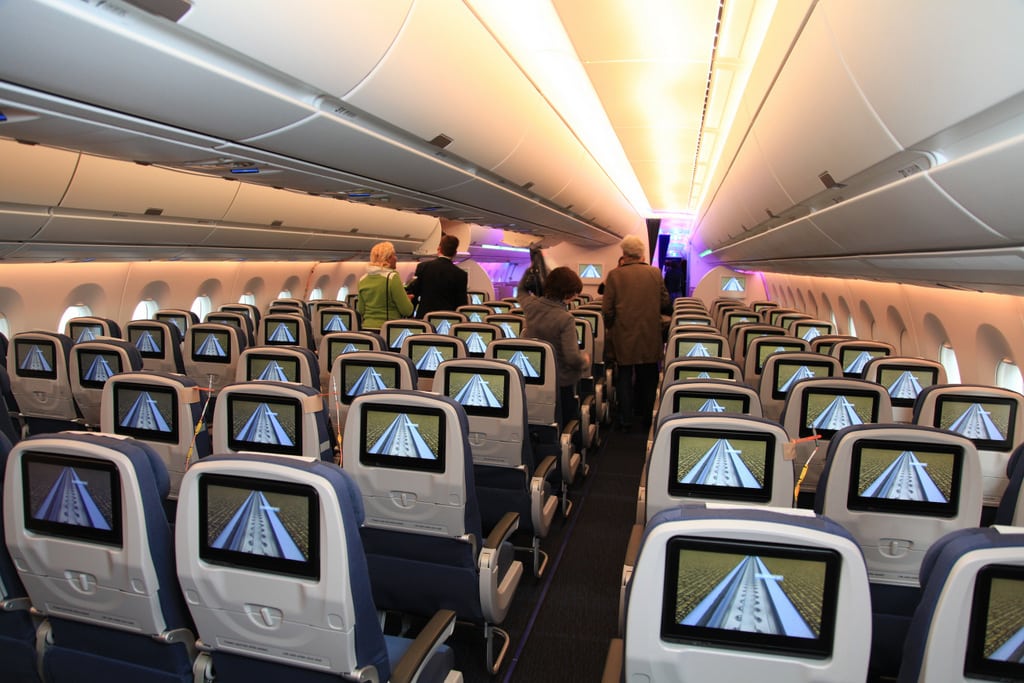 5 Features of Airbus' New A350 That Will Make the Passenger Experience ...