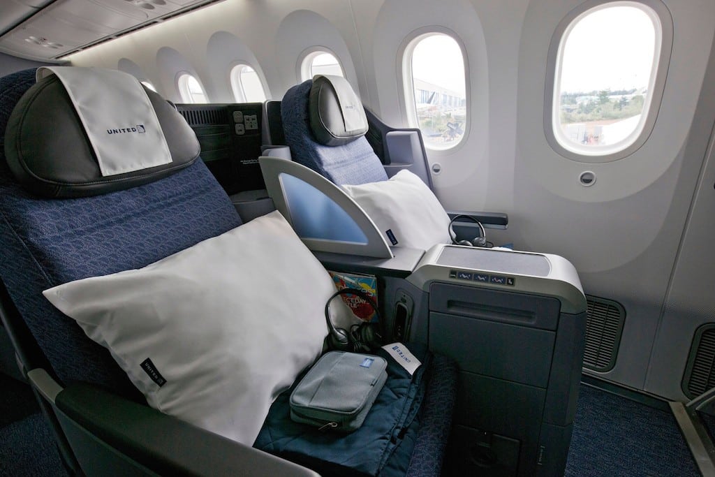 Expedia.com is integrating ratings of flights and amenities from Routehappy. Pictured is the interior of a United 787 Dreamliner.