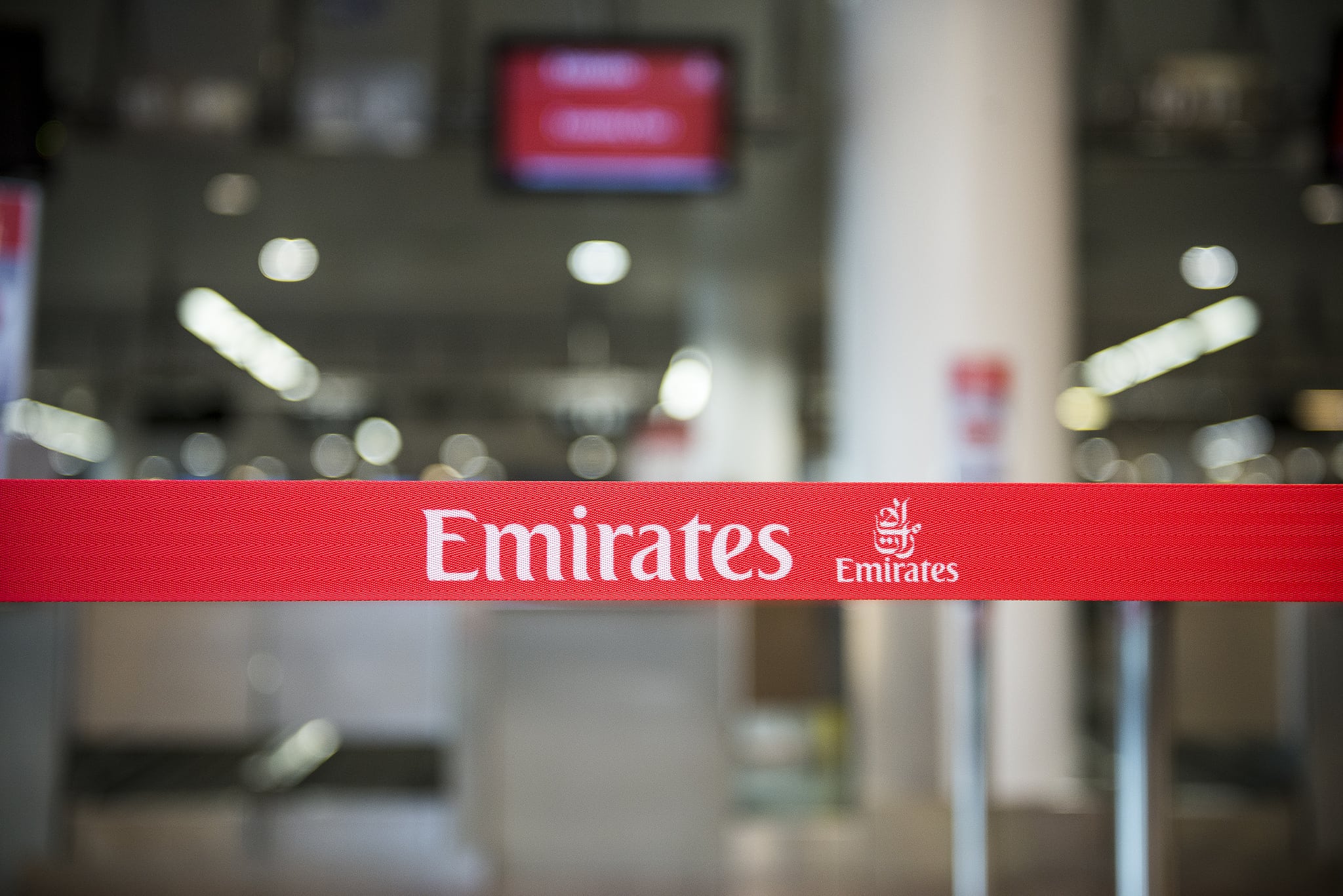 Emirates rope at its inaugural flight from Brussels Airport.
