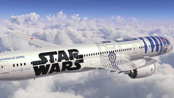 ANA's New 787-9 Dreamliner in R2-D2 Livery