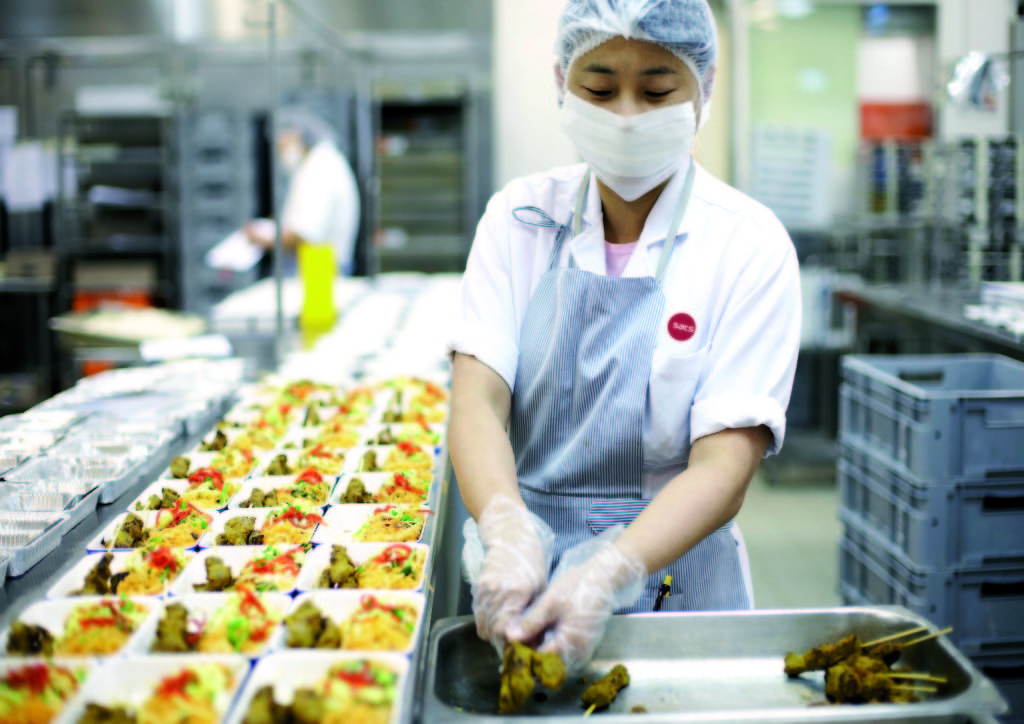 To manage demand for nearly 100,000 airline meals a day, the two SATS catering centers employ the same standardized manufacturing processes and inventory control systems as are used by the aircraft manufacturers which make the planes on which SATS meals are served. 