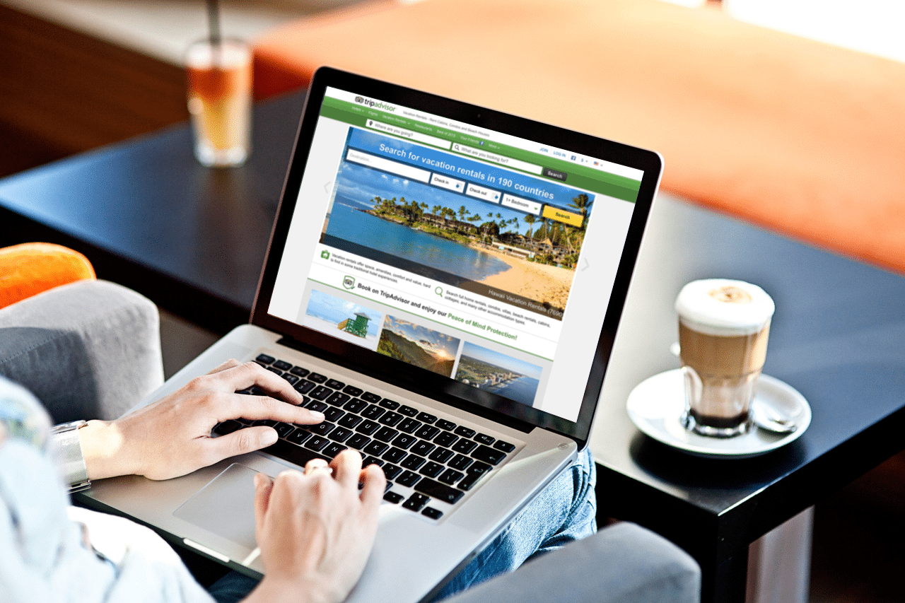 TripAdvisor's home page for vacation rentals.