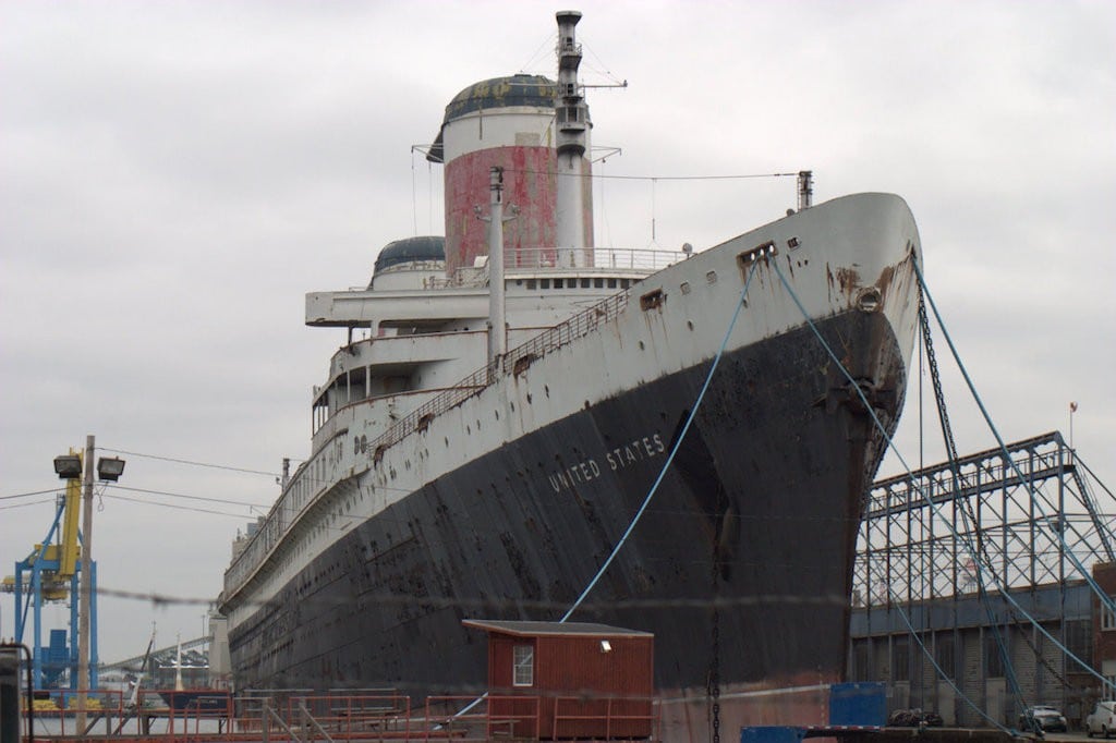 The SS United States docked in Philadelphia in 2009.