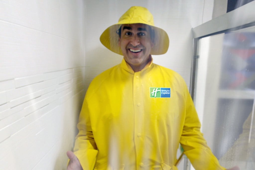 To promote its "Power Shower," Holiday Inn Express put together a virtual reality video campaign on social media, starring actor Rob Riggle. 