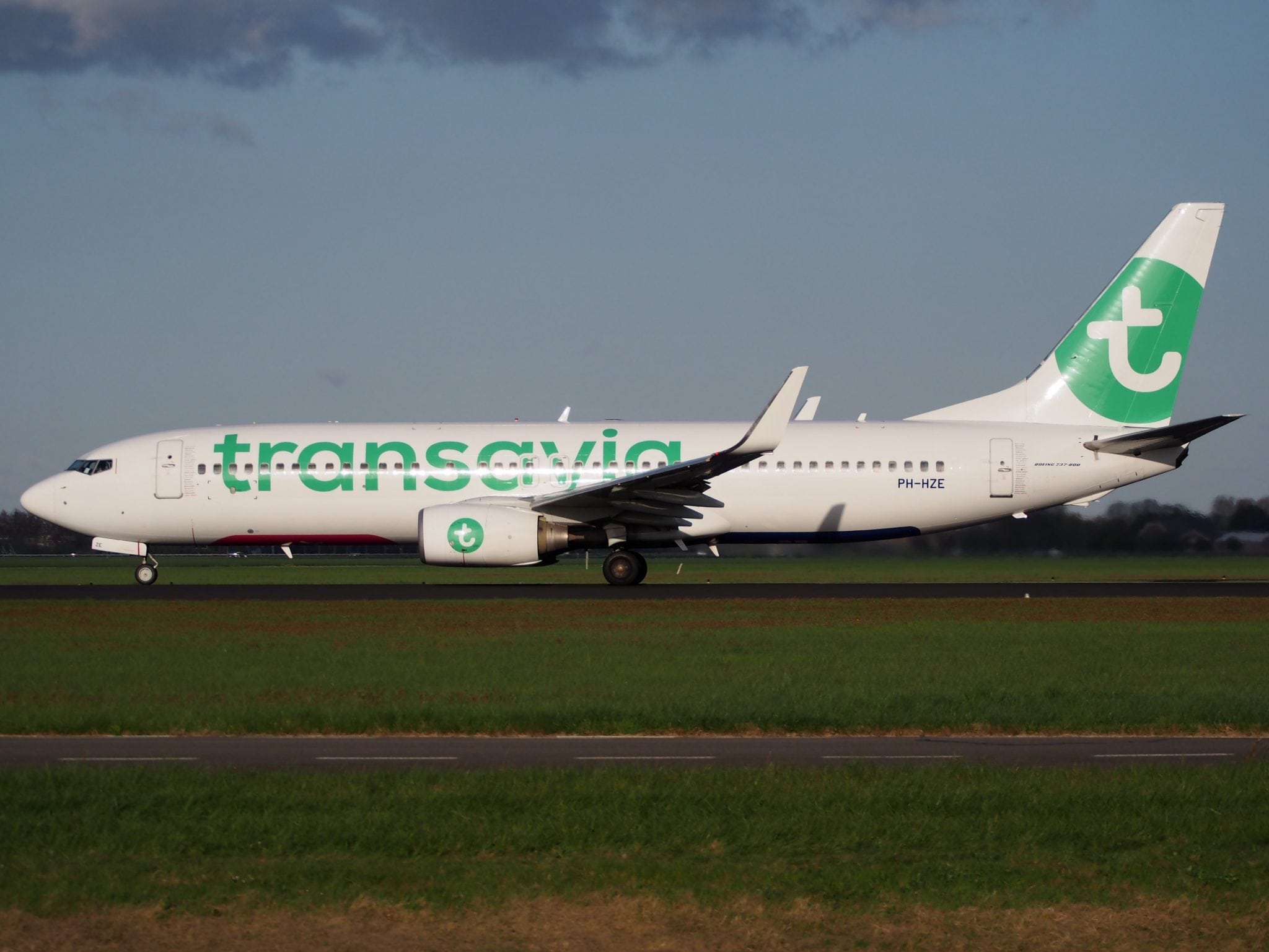 Air France-KLM will invest in its low cost airline, Transavia, while also creating a new, long-haul carrier.