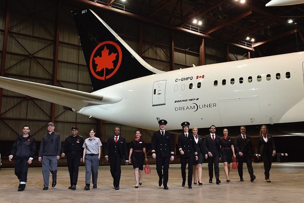 Just a few months after introducing a new livery and uniforms, Air Canada now says it will start its own frequent flyer program. 