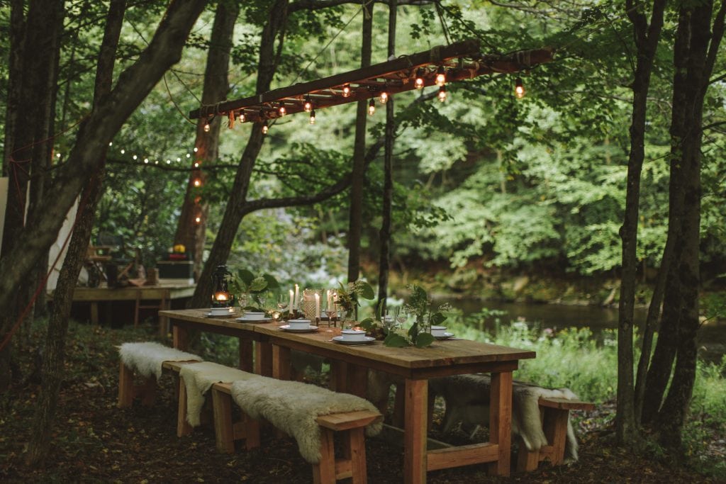 An outdoor dining experience is part of the allure at Livingston Manor Fly Fishing Club. 