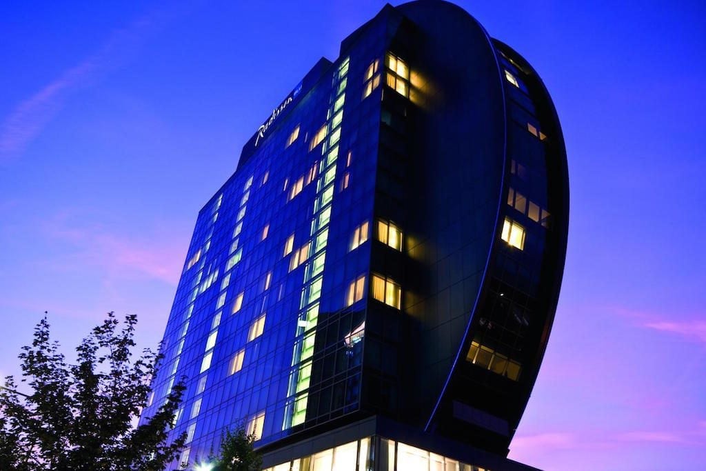 The Frankfurt Radisson Blu installed a fuel cell CHP (Combined Heat and Power) which generates up to 80% of the hotel’s required energy.