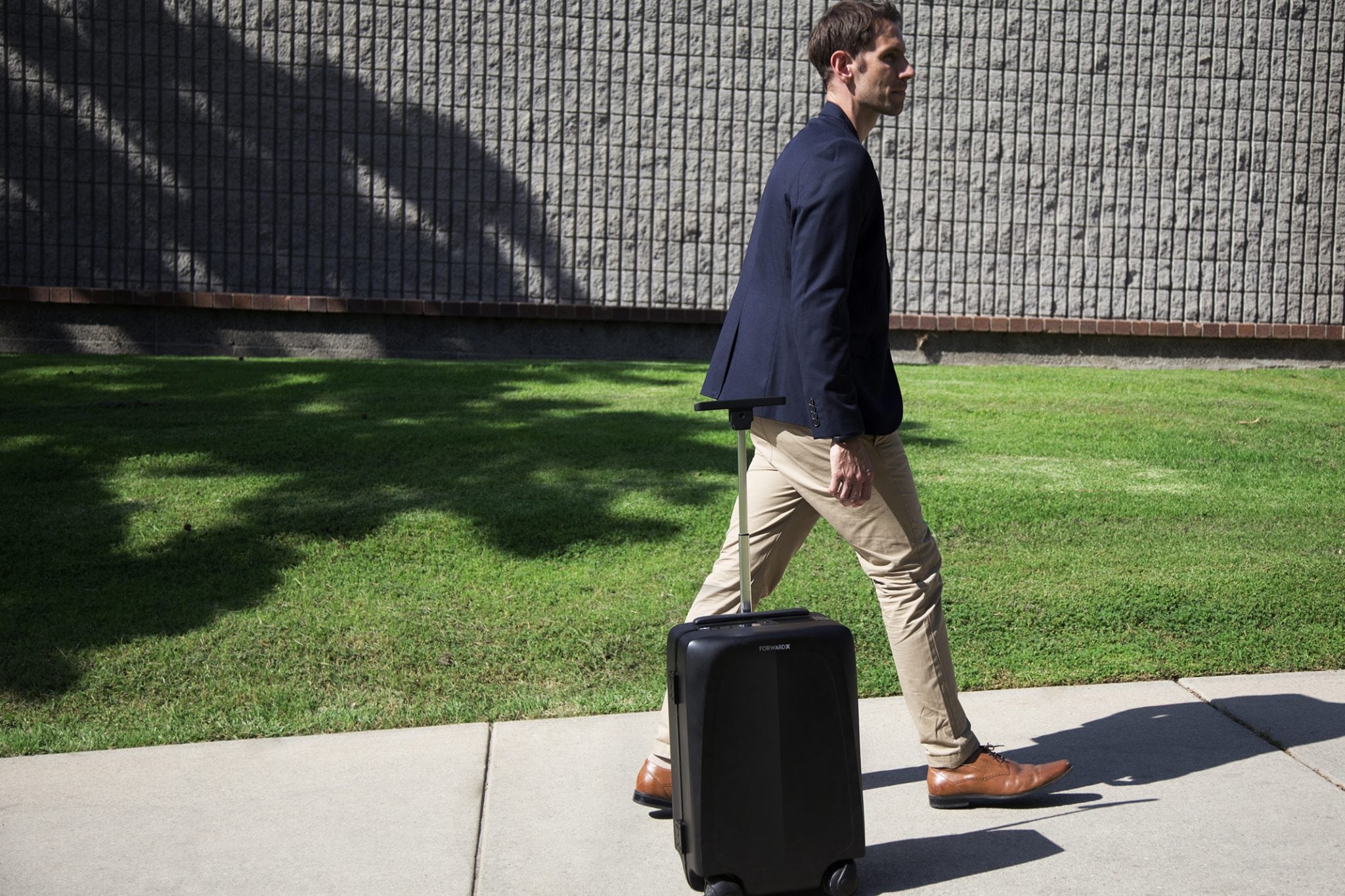 ForwardX Robotics has invented luggage that follows you around thanks to sensors, motors, and a battery. The manufacturer is one of several companies that received funding this week.