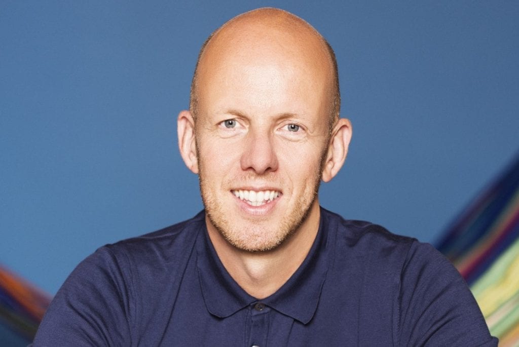Arjan Dijk, a former Google executie, is the new chief marketing officer at Booking.com.