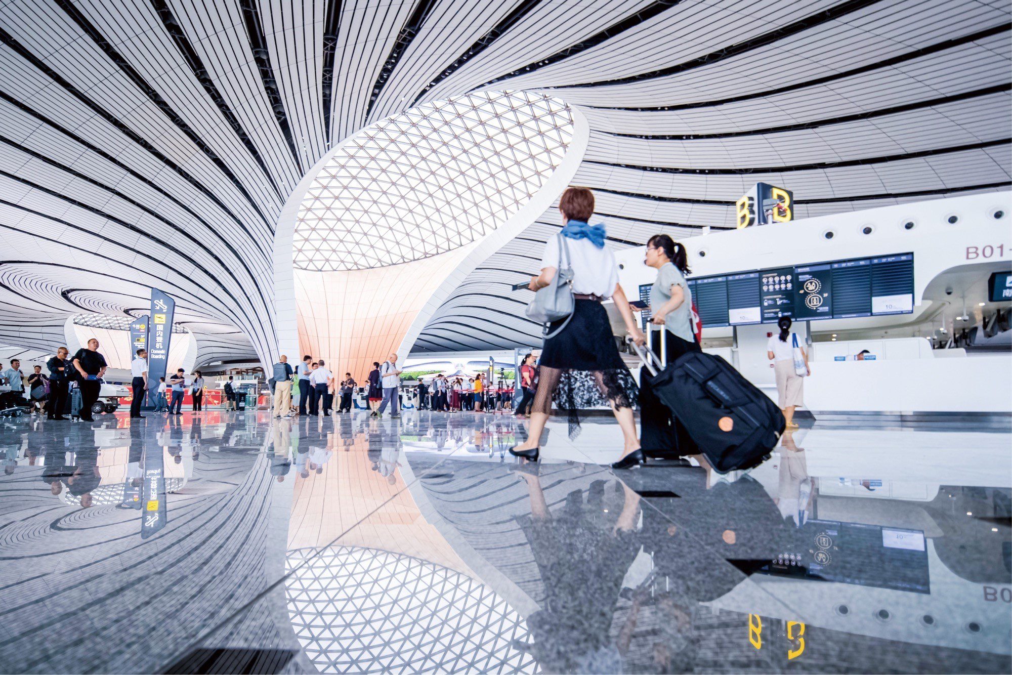 The main hall of Beijing Daxing International Airport in October 2019, one month after its opening.