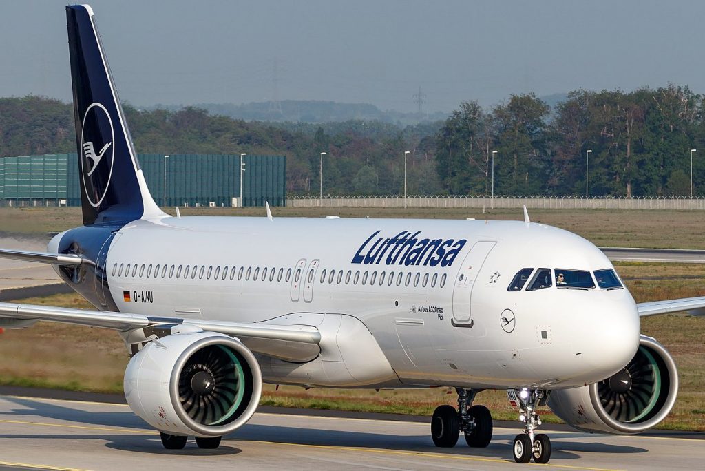 Lufthansa is bringing its Light Fares and continuous pricing to American Express Global Business Travel's online booking tool Neo, via NDC, without the surcharge.