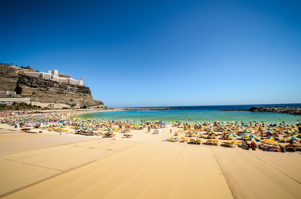 More tourists could be headed to Spain's beaches this year, as long as their country is deemed "safe" by the European Union.