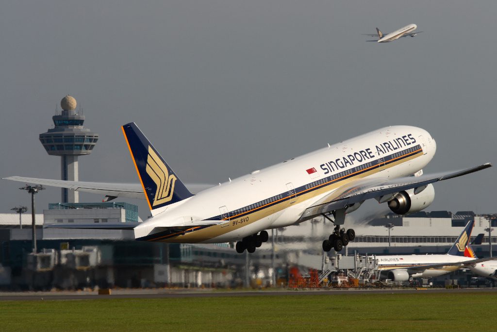 singapore airlines Boeing 777-200 in Singapore Airlines livery