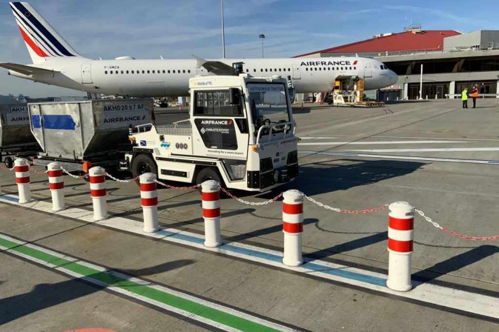 air france baggage tractor source air france