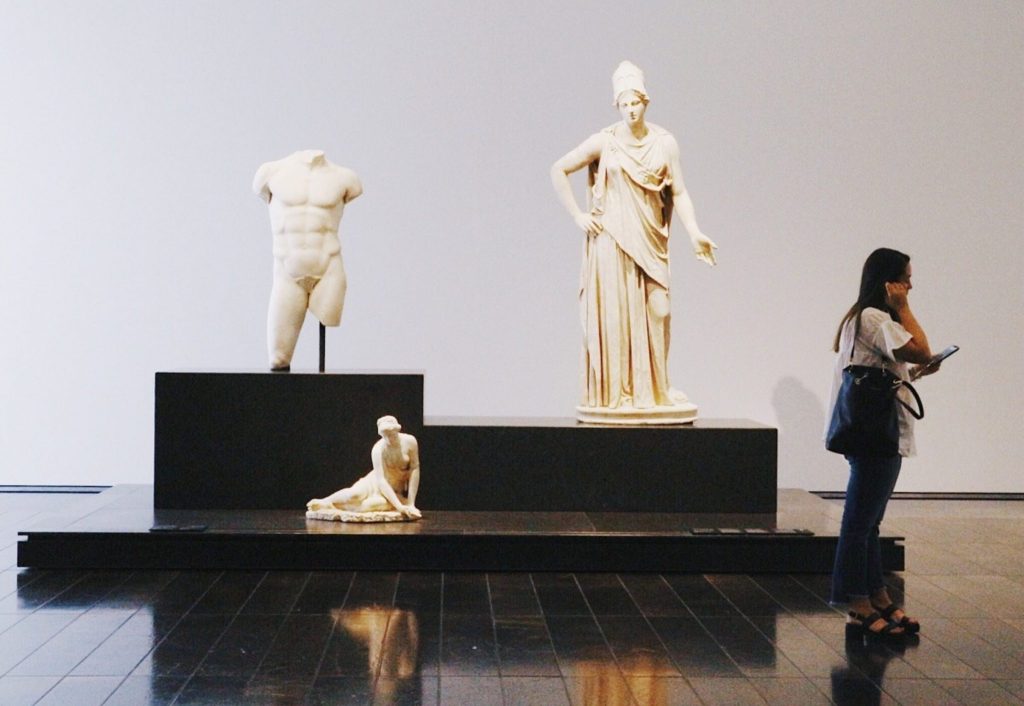 Visitor at the Louvre in Abu Dhabi