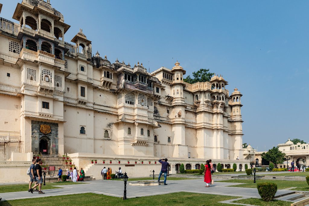 Udaipur India City Palace by Ninara flickr creative commons