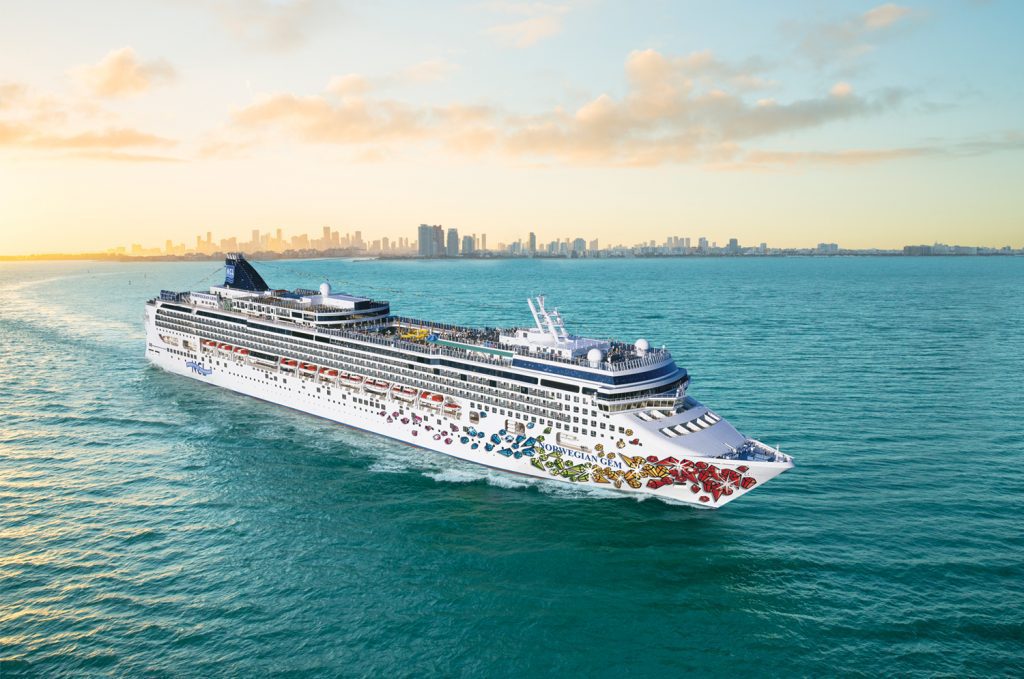 Norwegian Cruise Line Holdings reported a bigger loss this second quarter than last year.