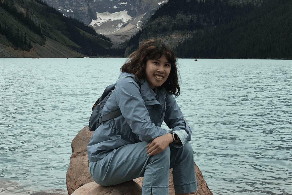 Meggie Tran traveling in Canada with a mental health disability.