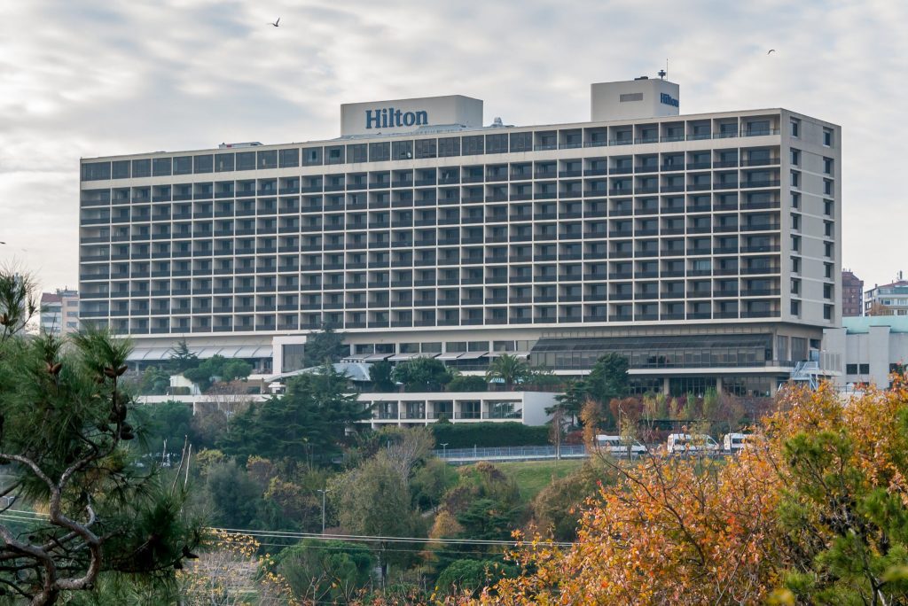 Hilton plans to roll out a continuing education program this spring to employees at its owned and managed hotels in the U.S. as well as corporate offices and call centers.