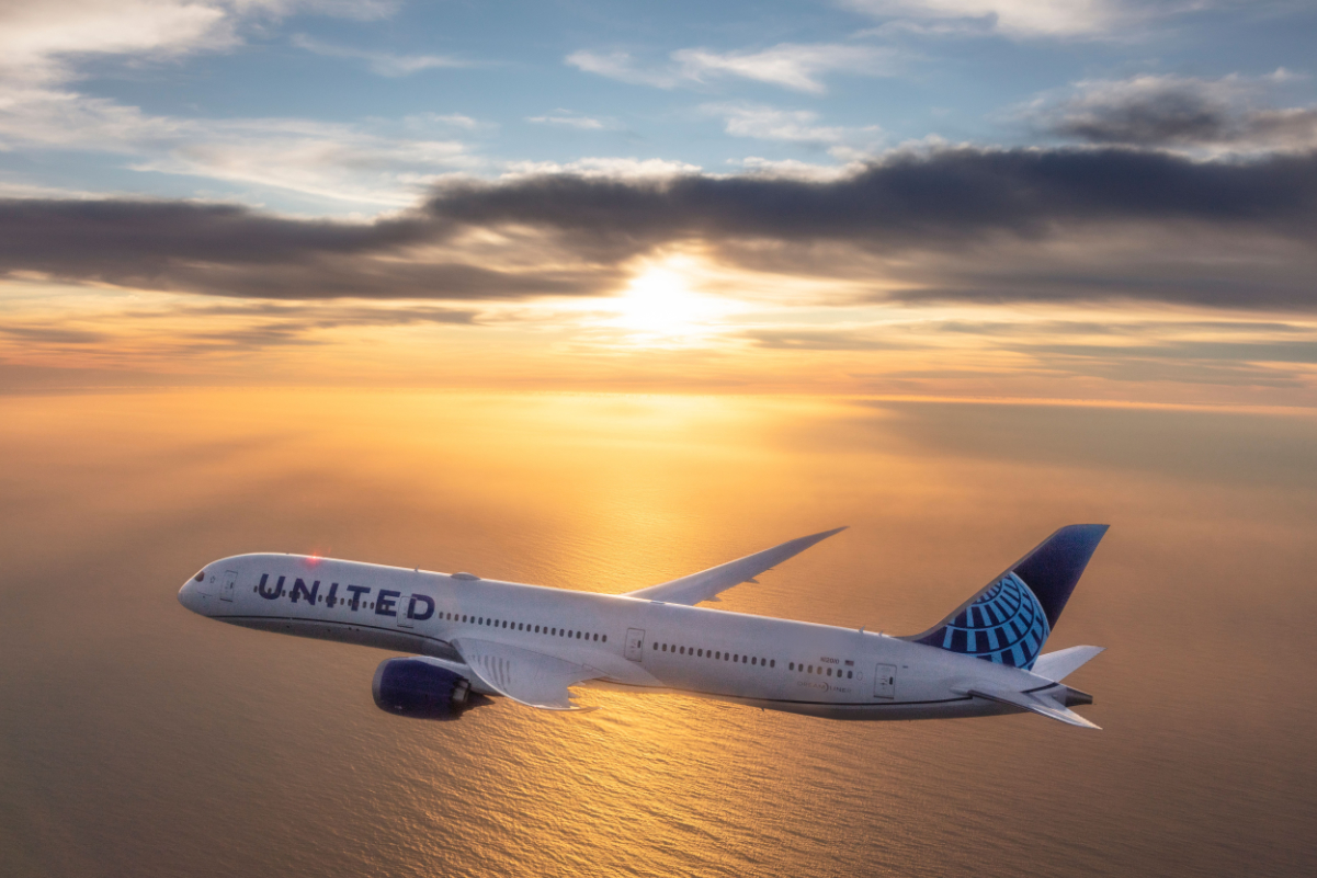 A United Airlines Boeing 787 in flight. Source: United.