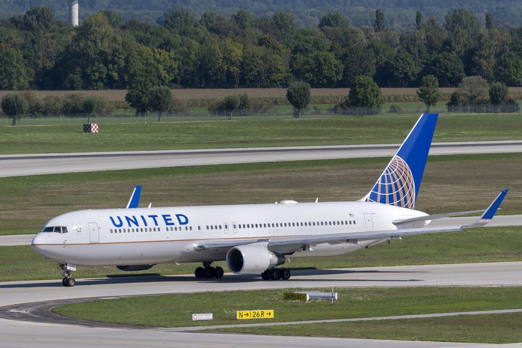 United is considering selling 15 percent of its loyalty program