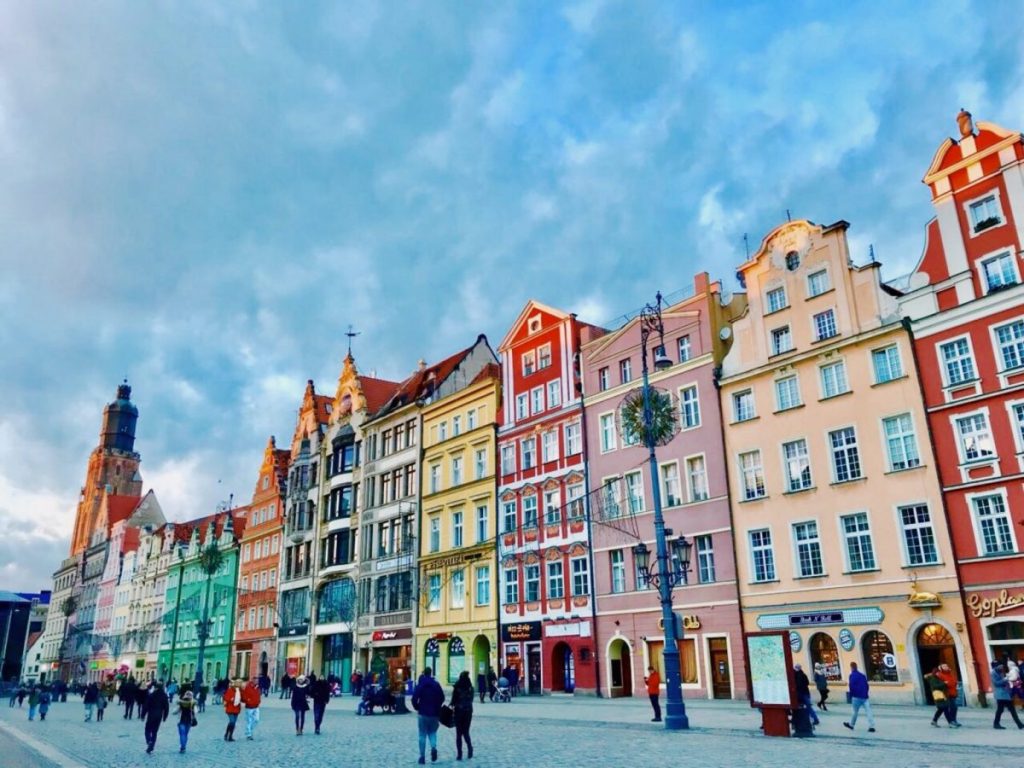 wroclaw poland colorful houses