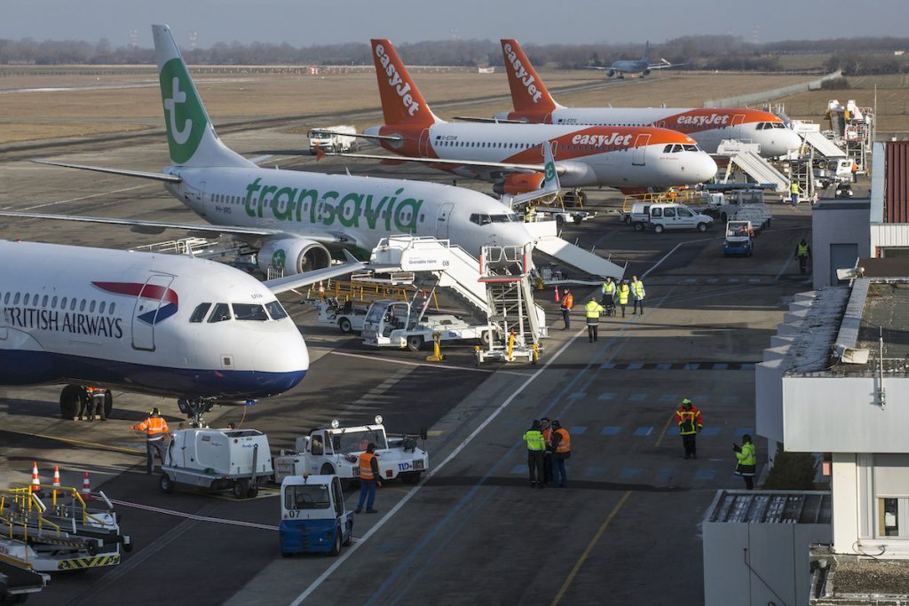 EasyJet has been hit by a string of problems following a rebound in travel.
