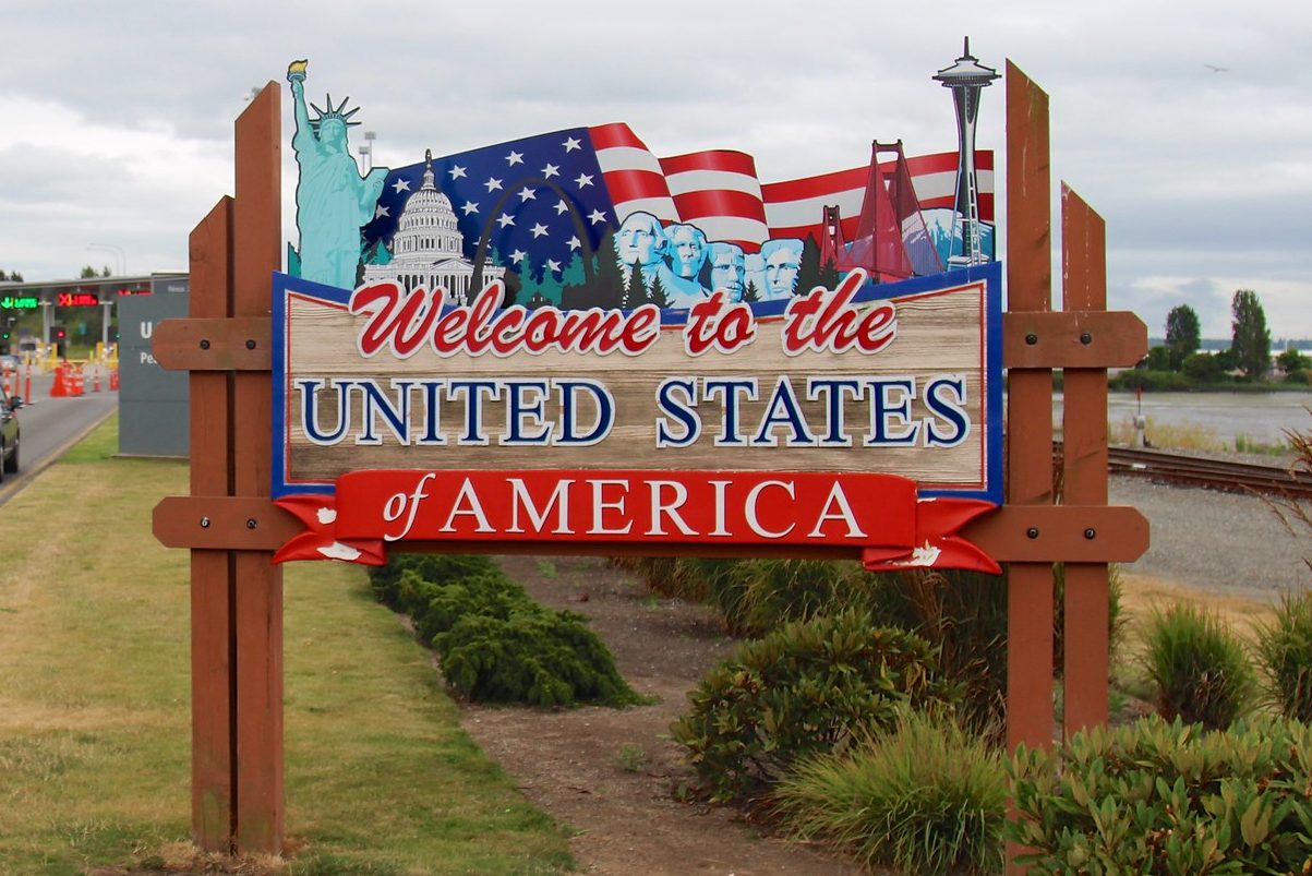 A sign greeting motorists entering the United States in Blaine, Washington 