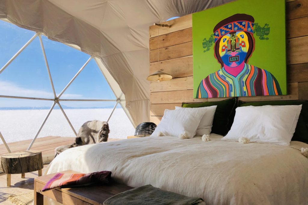 Kachi Lodge, a luxury and eco-friendly lodge standing on the Uyuni Salt Flats in Bolivia, is a customer of hotel software vendor Amenitiz. Source: Amenitiz.