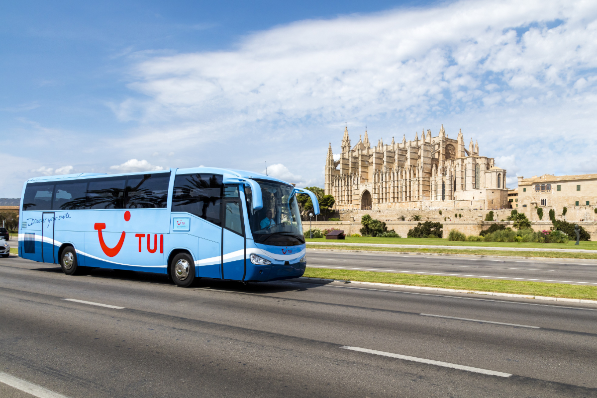 A TUI tour bus. Source: TUI Group.