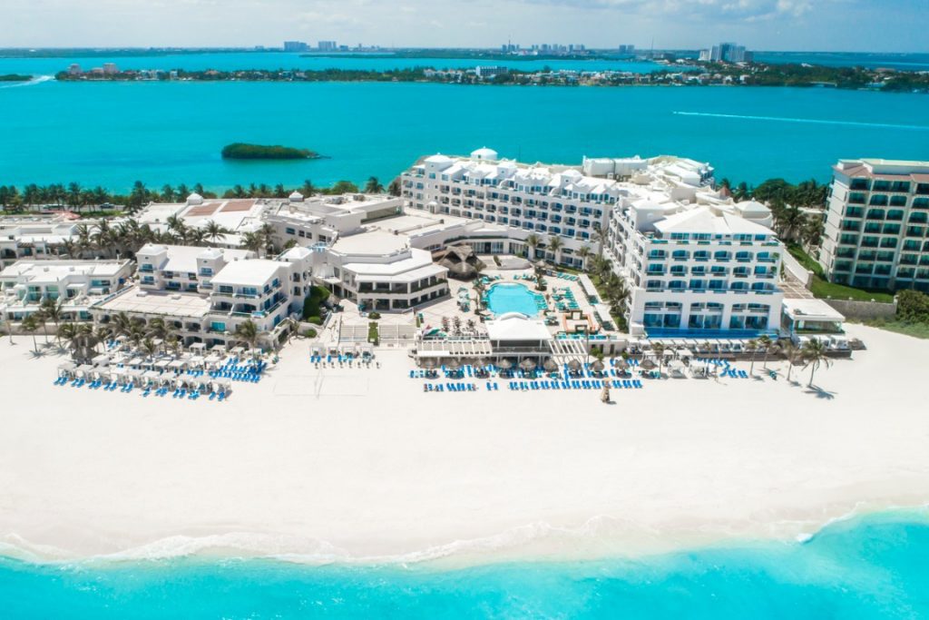 Wyndham's Alltra Cancun resort.