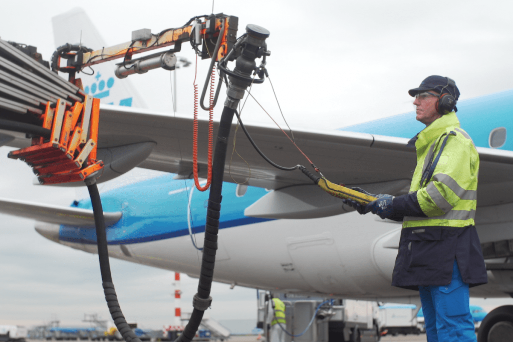 A KLM aircraft is fueled with sustainable aviation fuel.