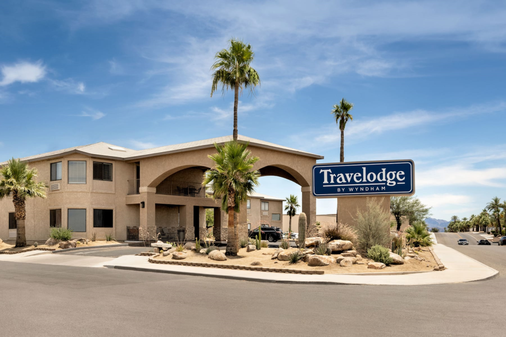 Exterior of Travelodge by Wyndham Lake Havasu