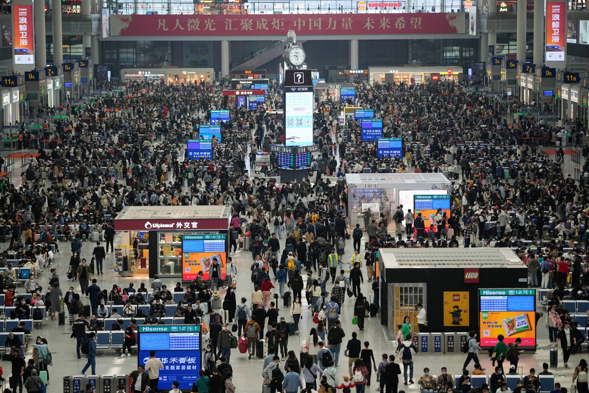  Passengers wait to board trains at Shanghai Hongqiao railway station as the Chinese Labor Day holiday 2023 began. Source: Reuters