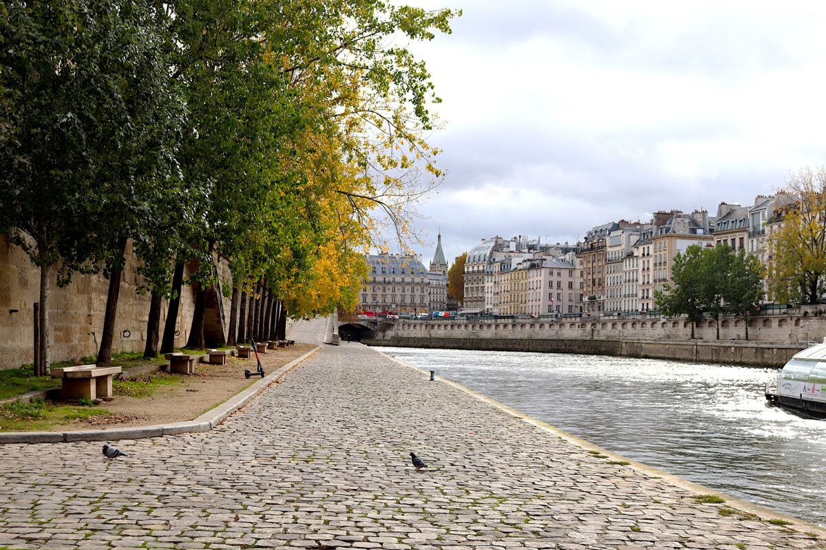 Travel agents can book a tour of the Latin Quarter in Paris through the Worldia platform.  (Source <a href="https://pixabay.com/users/gaimard-10324218/?utm_source=link-attribution&utm_medium=referral&utm_campaign=image&utm_content=4744827">Jacques GAIMARD</a> from <a href="https://pixabay.com//?utm_source=link-attribution&utm_medium=referral&utm_campaign=image&utm_content=4744827">Pixabay</a>)