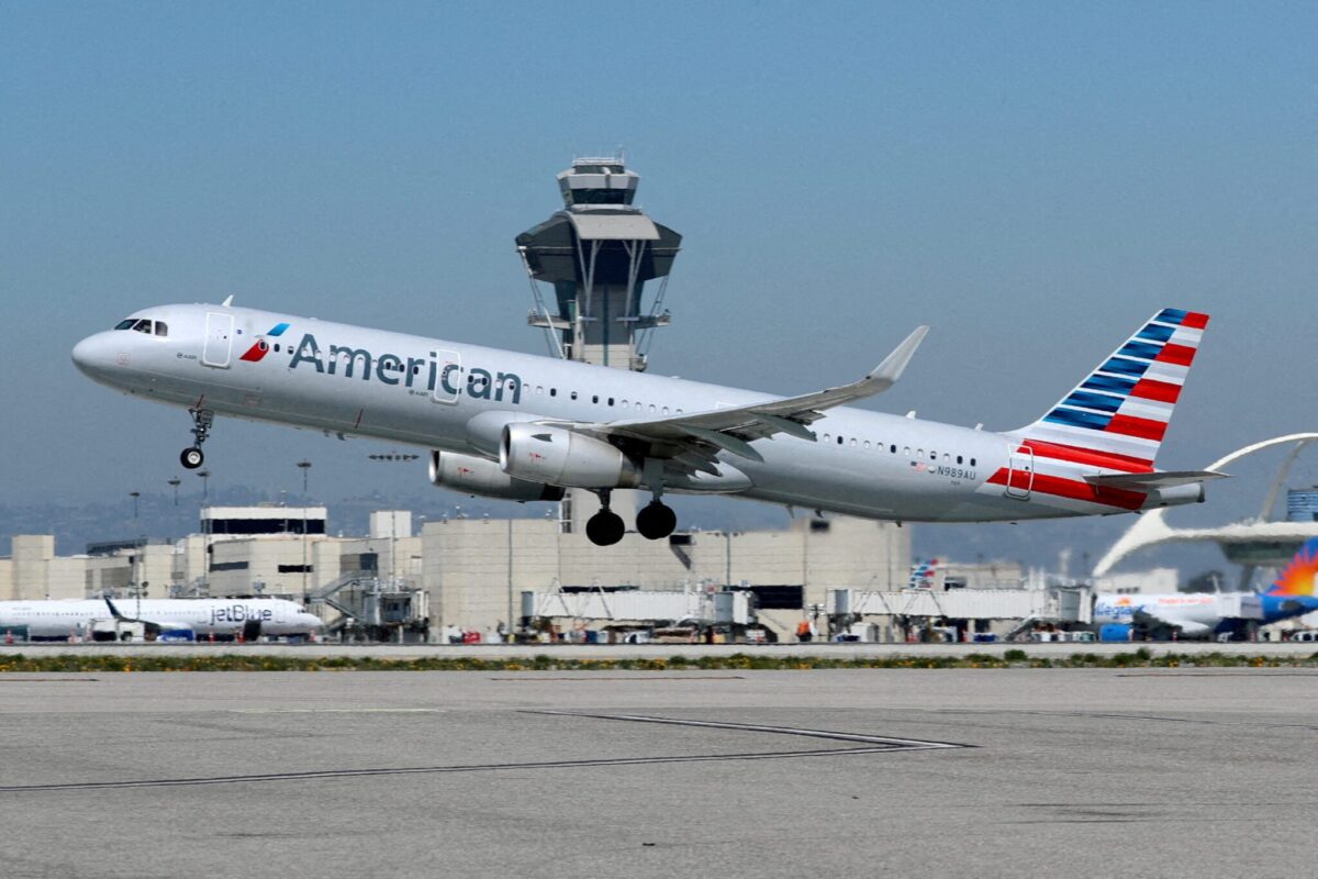 An American Airlines Airbus A321 takes off from Los Angeles International Airport. Source: Reuters