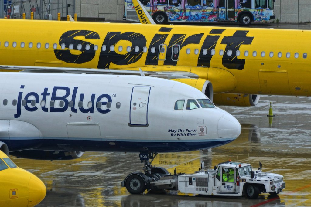 JetBlue and Spirit planes