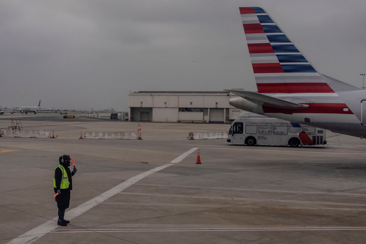 FAA will hold runway safety meetings at 90 airports over the next few weeks.