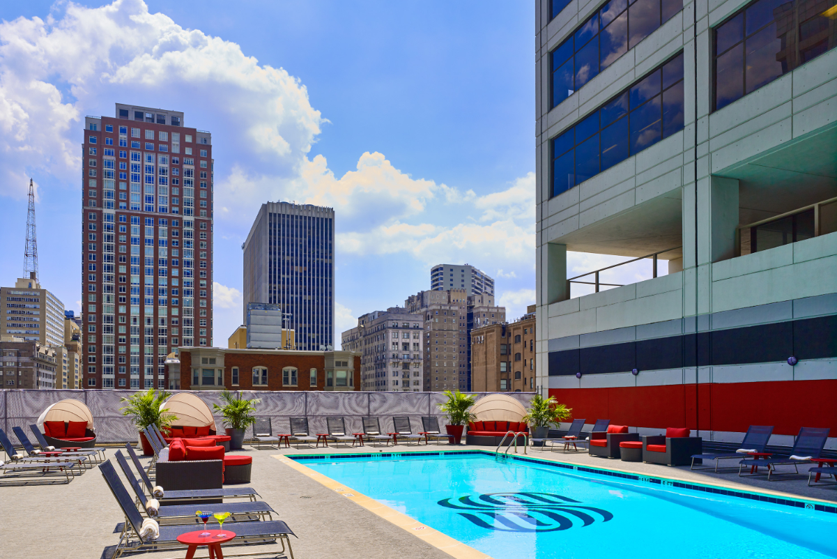 The swimming pool at Sonesta Philadelphia Rittenhouse Square Hotel. Source: Sonesta.