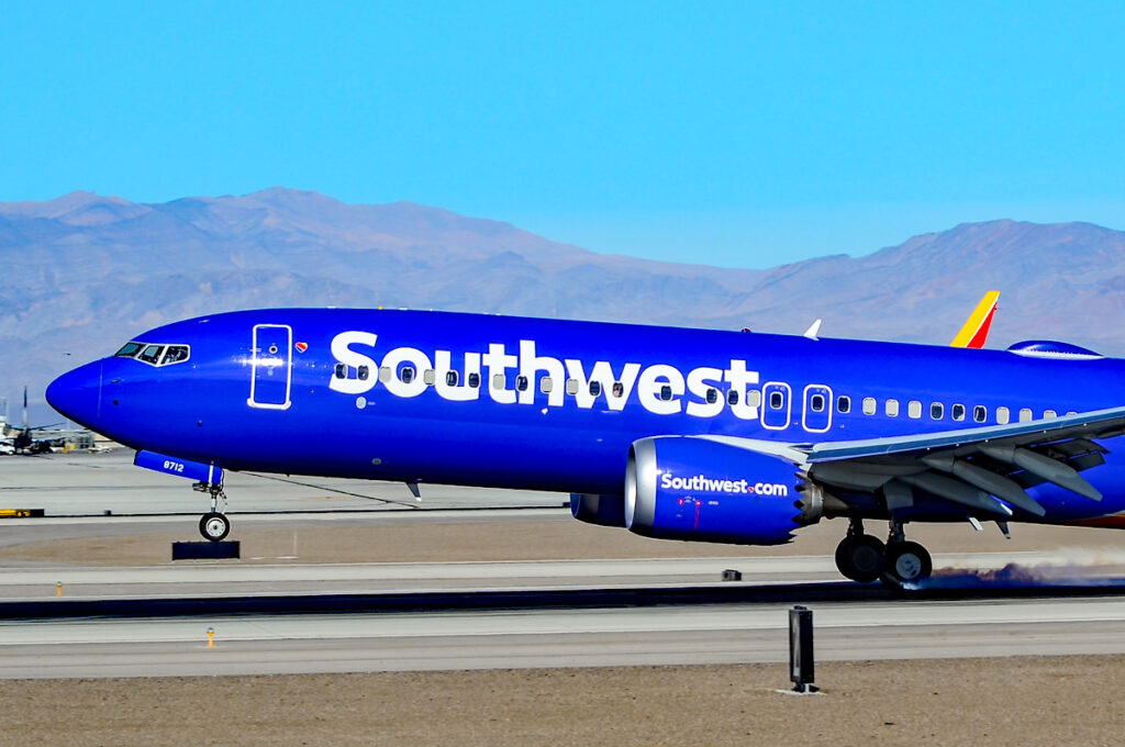 N8712L Southwest Airlines Boeing 737 8 MAX s n 36930 24896397167 e1694004597159