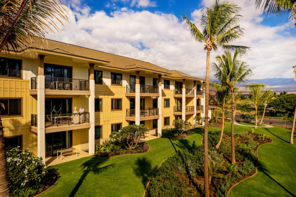 exterior view of Maui Bay Villas by Hilton Grand Vacations in Kihei a timeshare or vacation ownership business source Hilton Grand Vacations