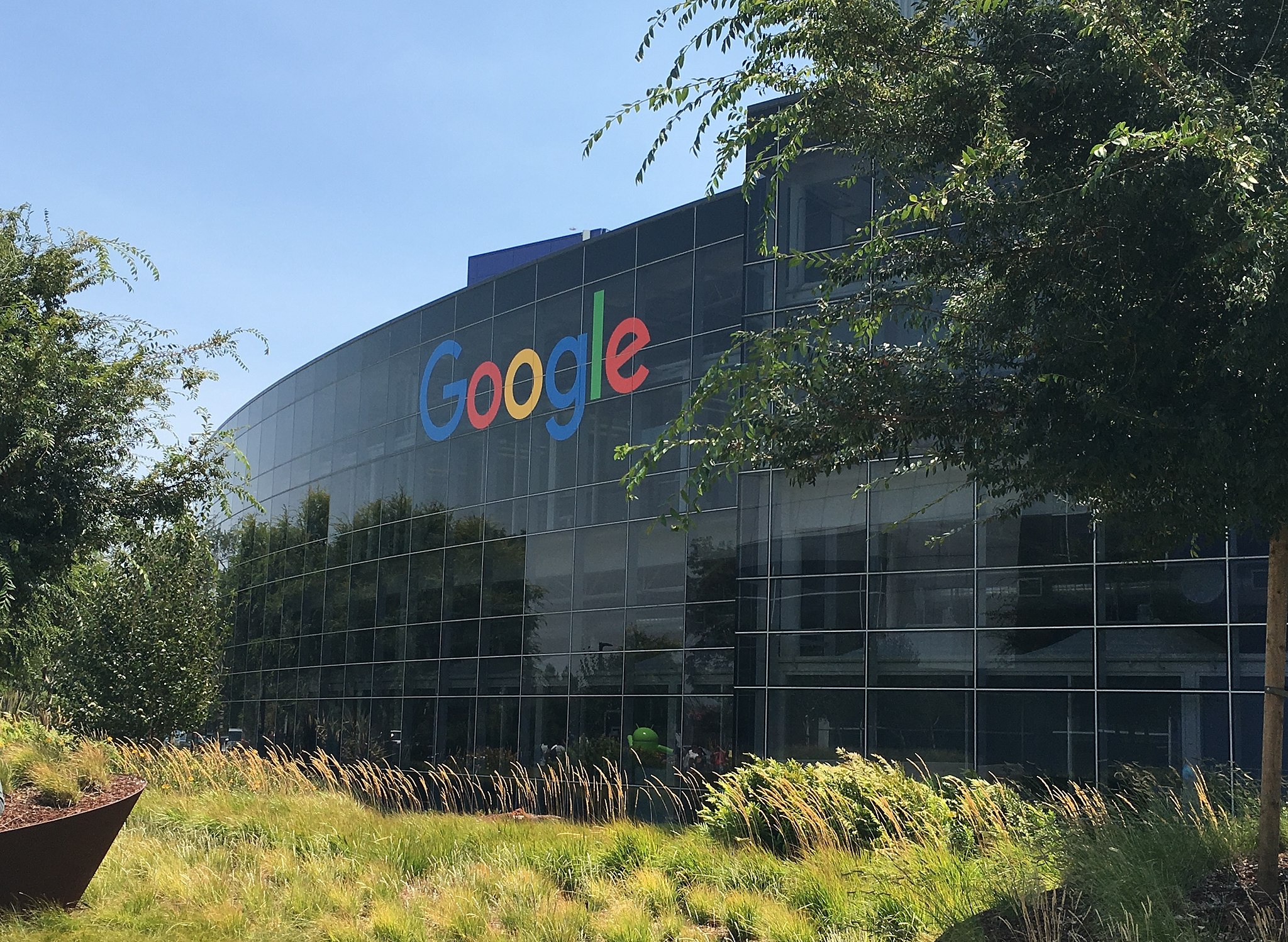 Google headquarters in Mountain View, California, as seen in 2016. Source: The Pancake of Heaven!, CC BY-SA 4.0 <https://creativecommons.org/licenses/by-sa/4.0>, via Wikimedia Commons