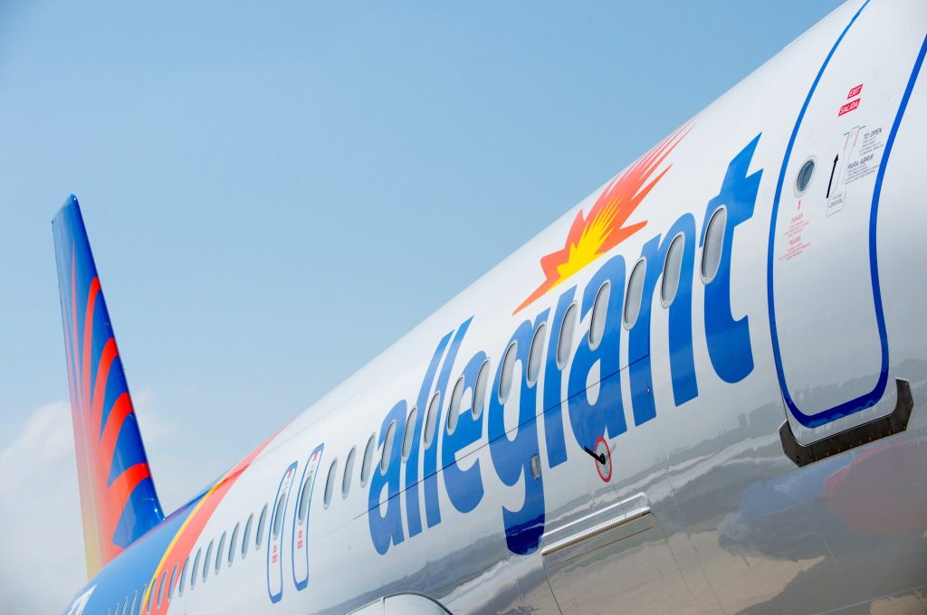 An Allegiant Air Airbus A320