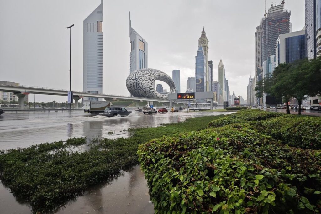 Historic Thunderstorms Batter Dubai: ‘Do Not Come to the Airport’