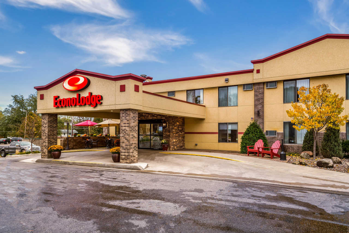 An Econo Lodge brand hotel in Rochester, Minnesota. Source: Choice Hotels