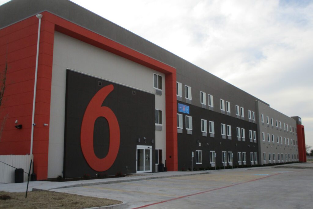 Blackstone Weighs Sale of Motel 6 Owner: Report